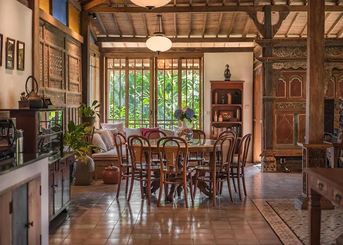 Ayu Dira Heritage House