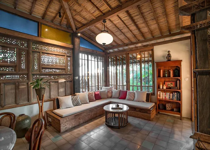 Villa Ayu Dira Heritage House *