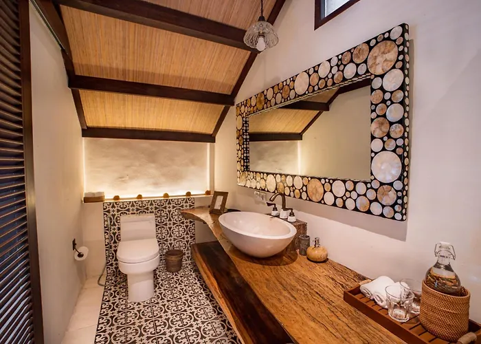 Villa Ayu Dira Heritage House Ubud